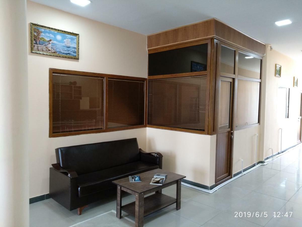 Quba Alfa-M Motel Bagian luar foto